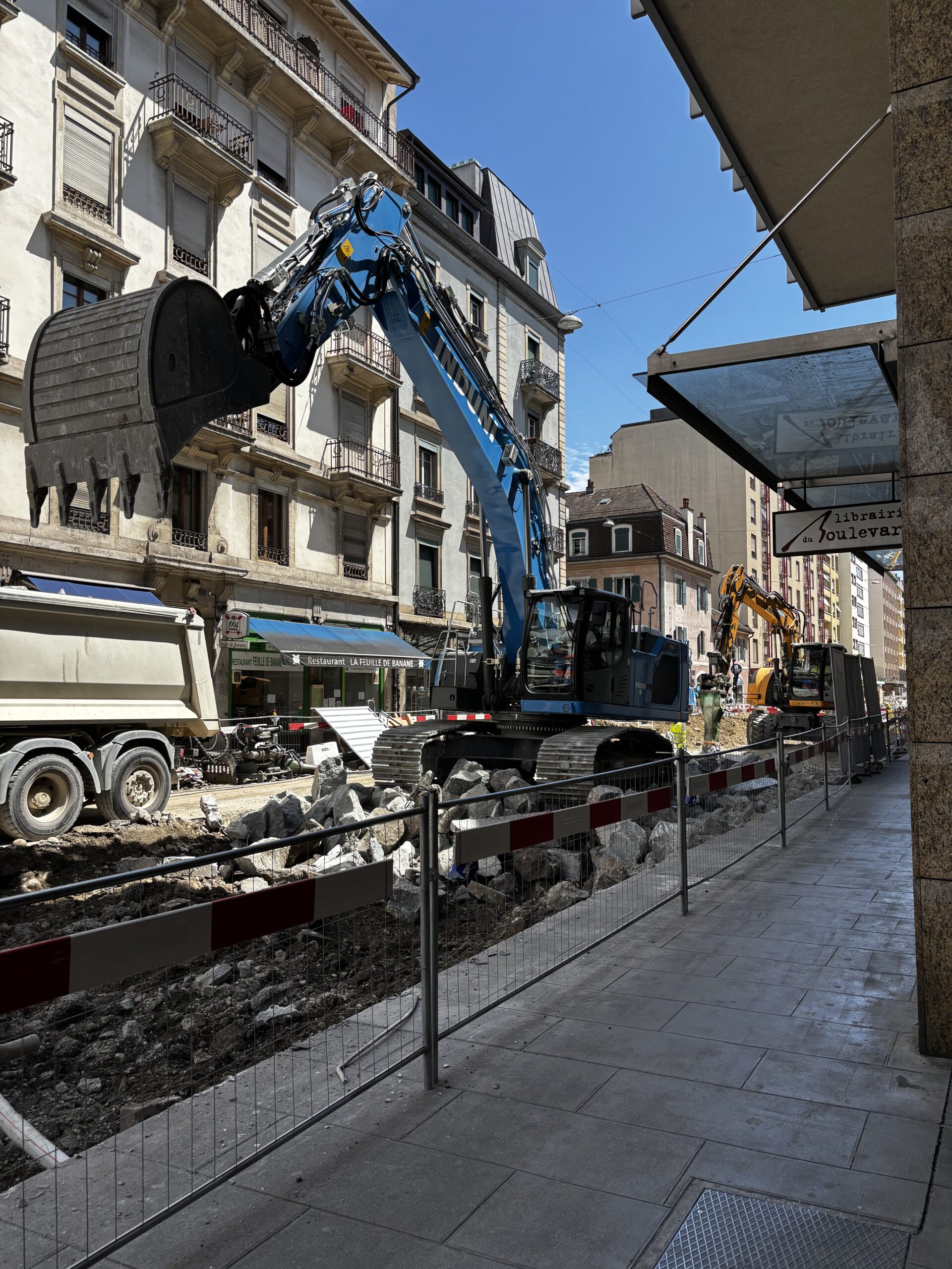 Nous sommes ouverts malgré les travaux…